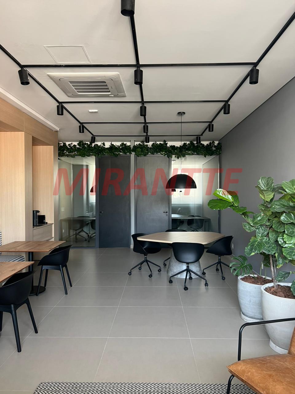 Apartamento de 243m² com 3 quartos em Santana