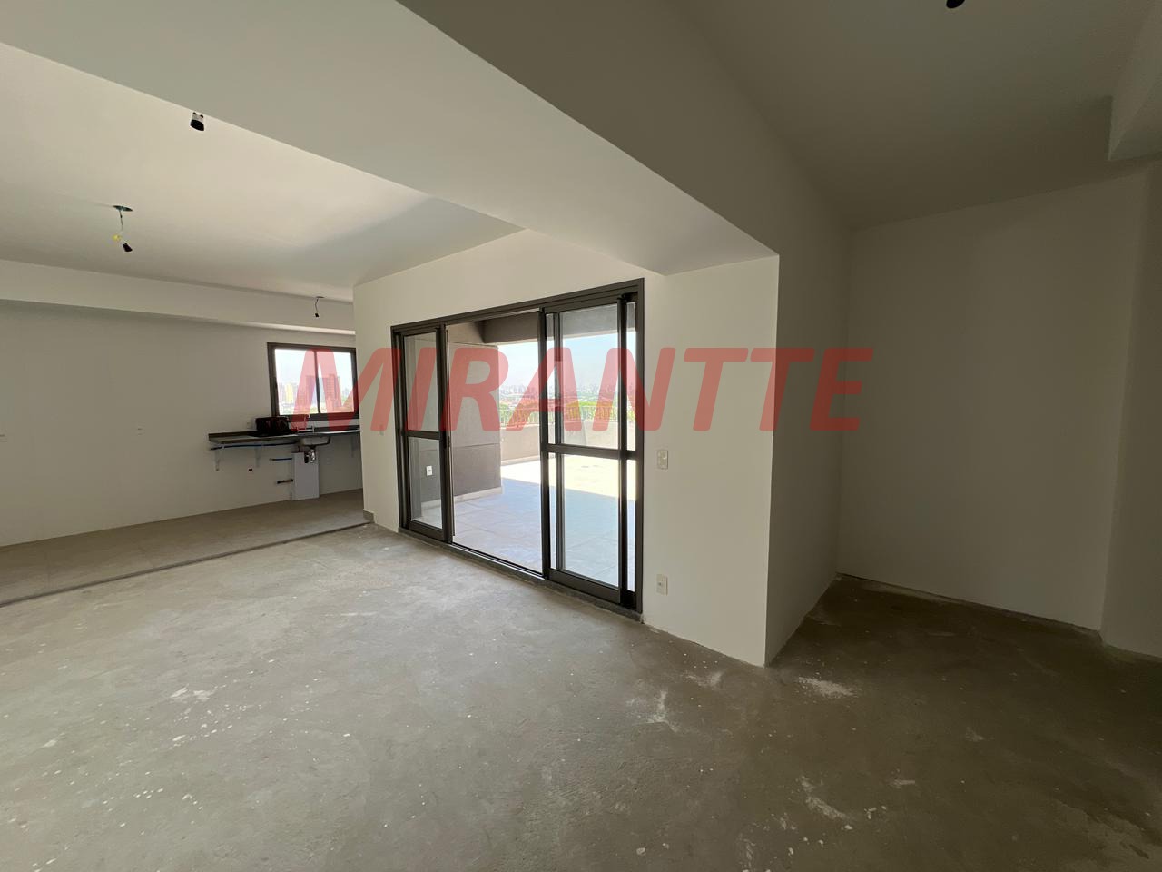 Apartamento de 243m² com 3 quartos em Santana