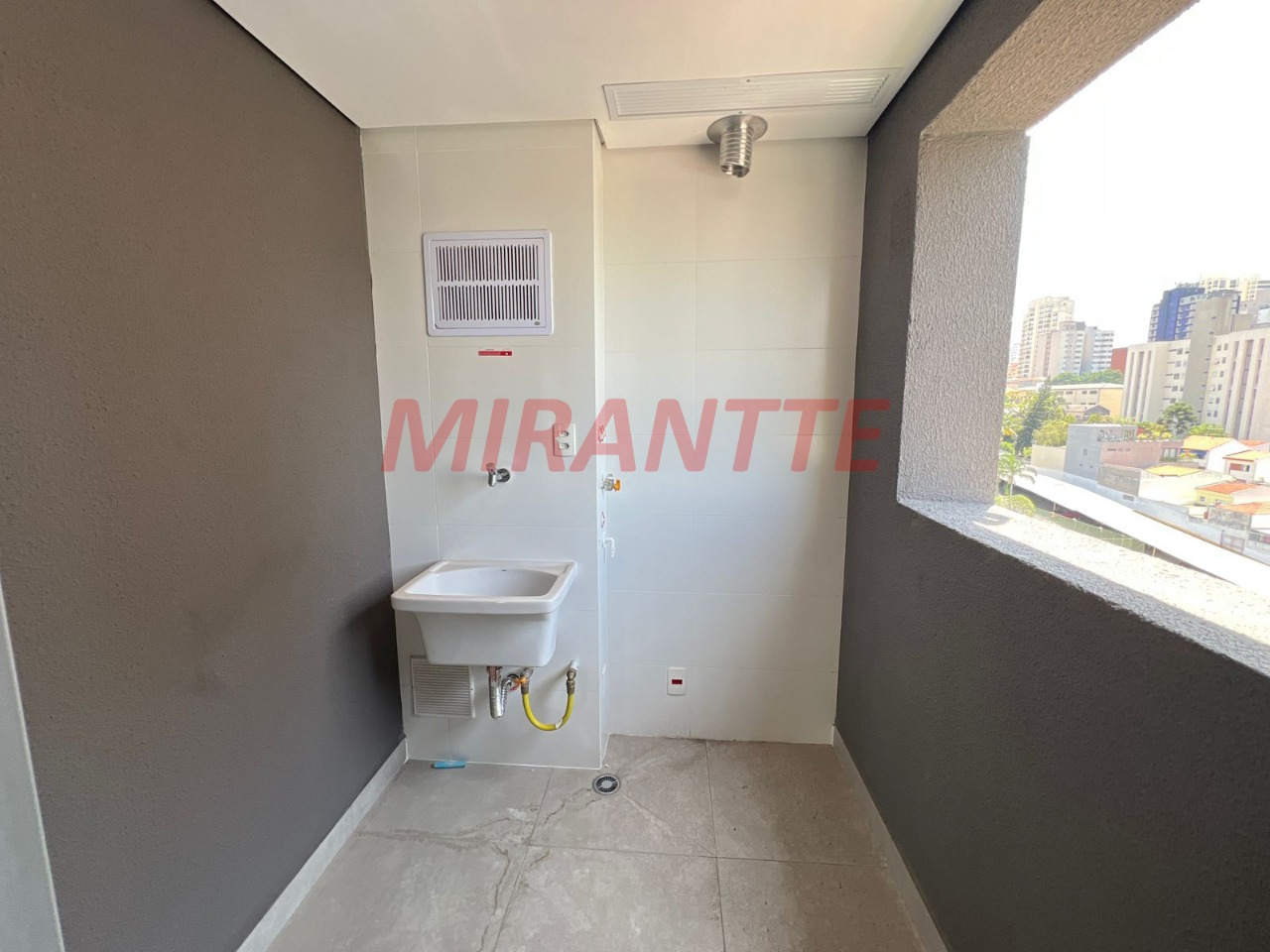 Apartamento de 243m² com 3 quartos em Santana