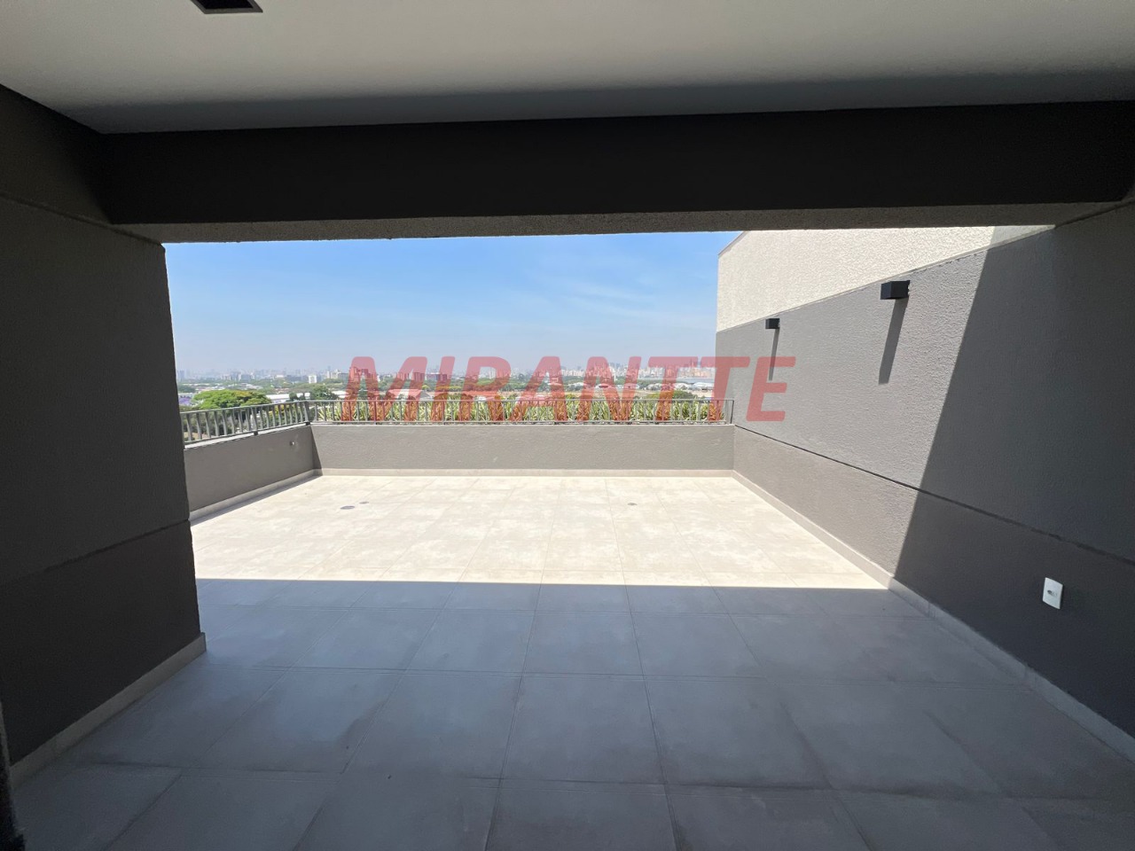 Apartamento de 243m² com 3 quartos em Santana