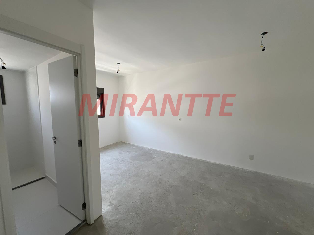 Apartamento de 243m² com 3 quartos em Santana