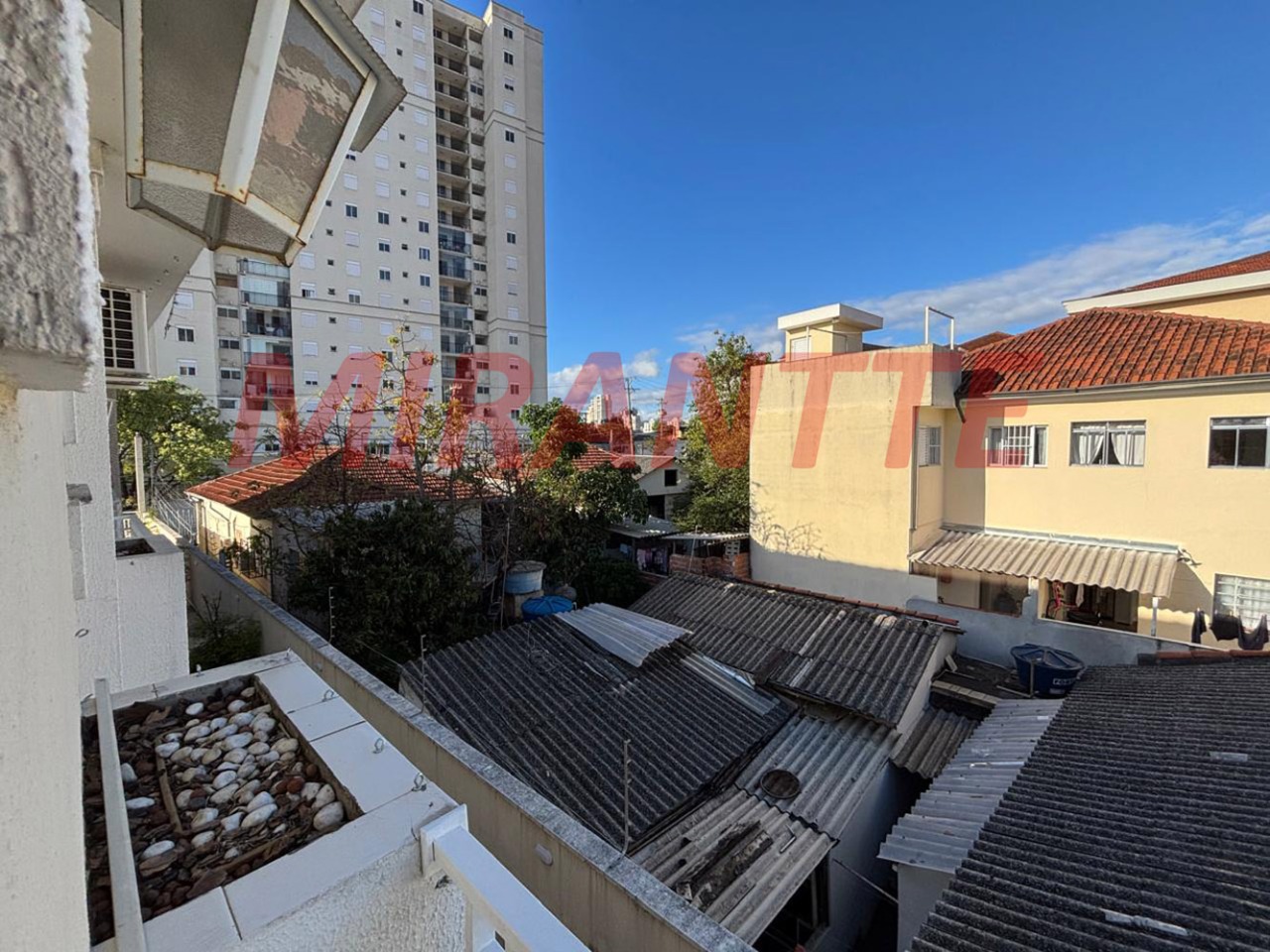Cond. fechado de 65m² com 2 quartos em Chora Menino