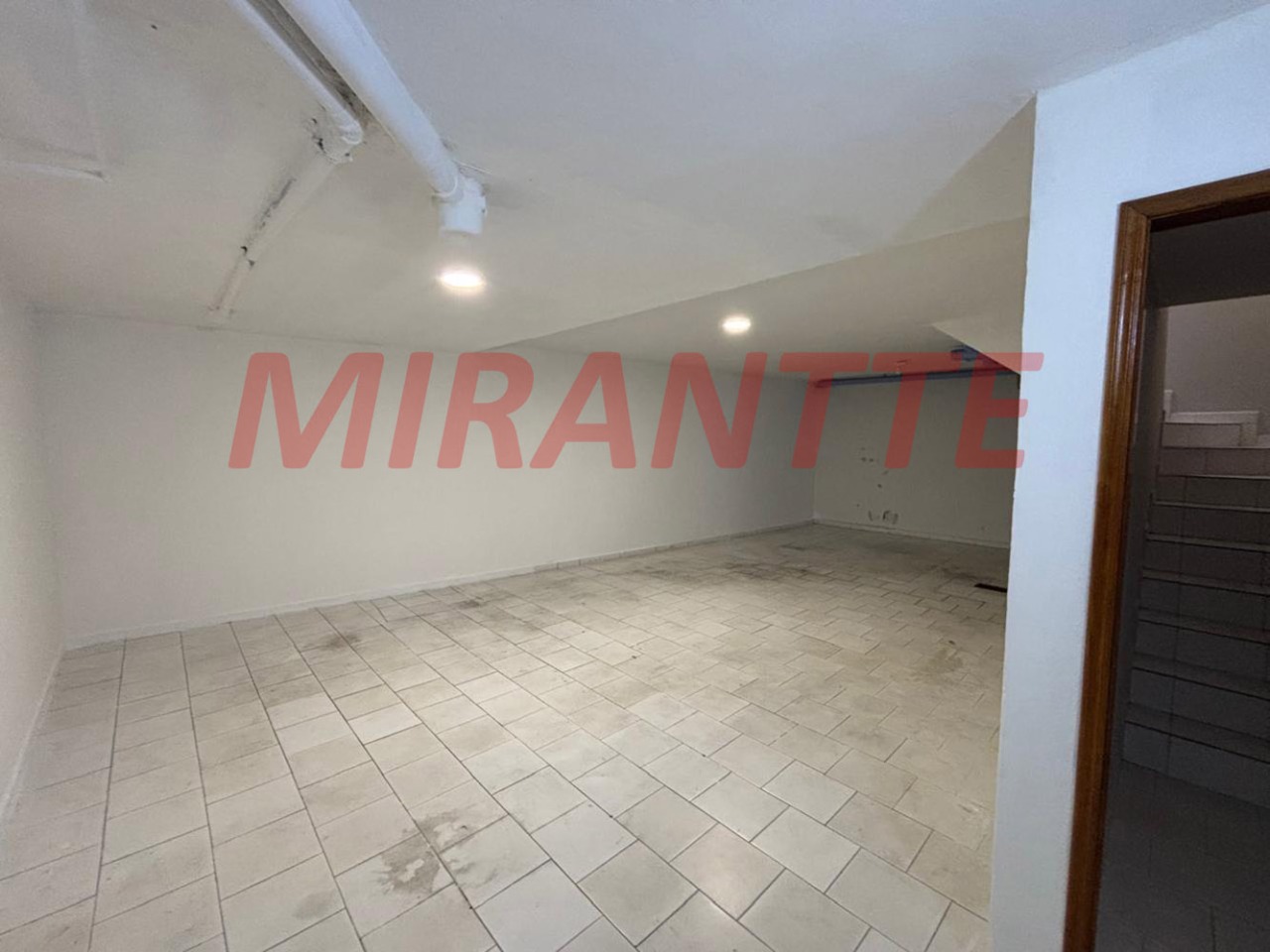 Cond. fechado de 65m² com 2 quartos em Chora Menino