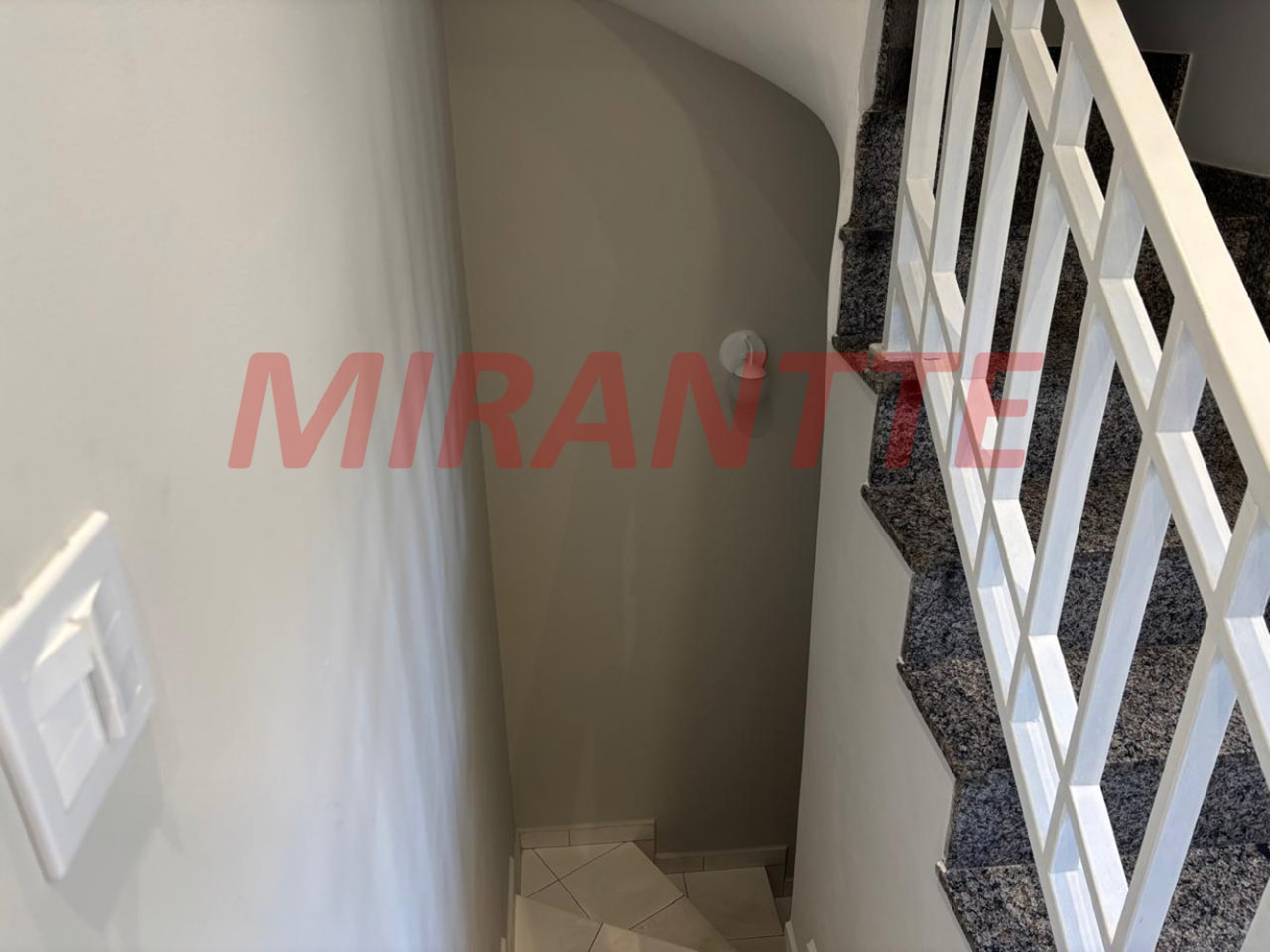 Cond. fechado de 65m² com 2 quartos em Chora Menino