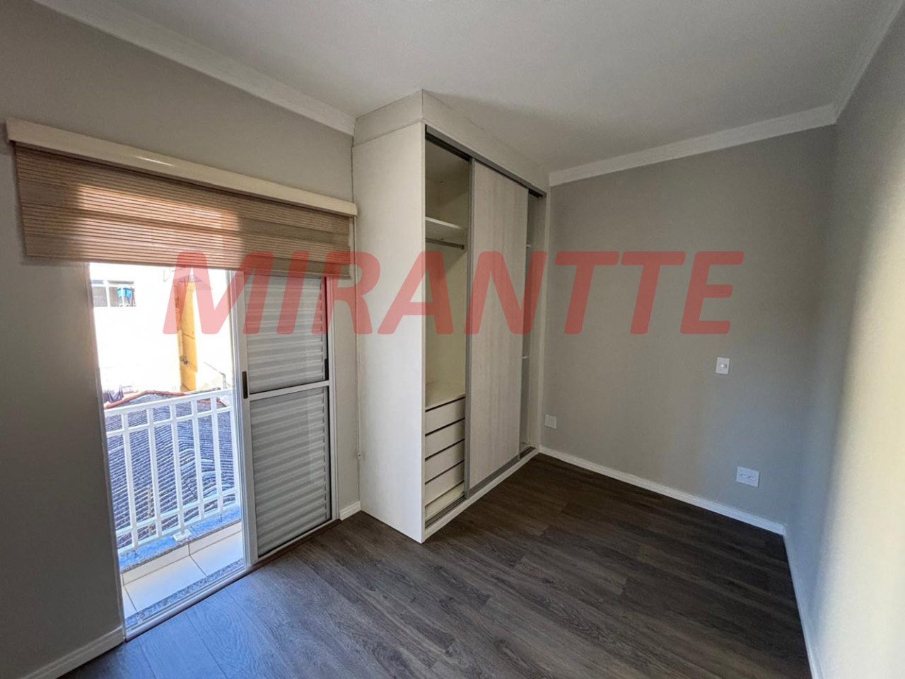 Cond. fechado de 65m² com 2 quartos em Chora Menino
