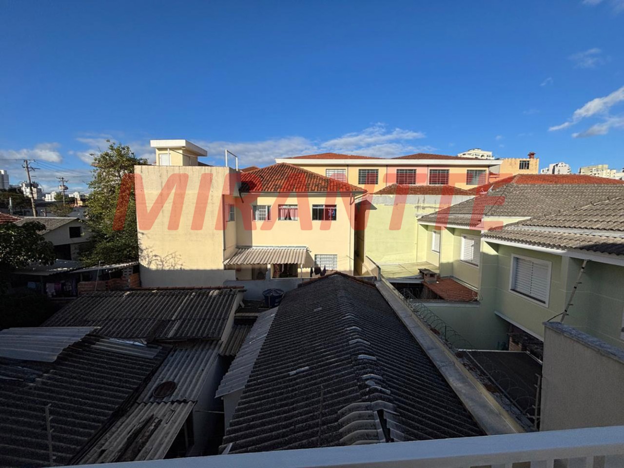 Cond. fechado de 65m² com 2 quartos em Chora Menino