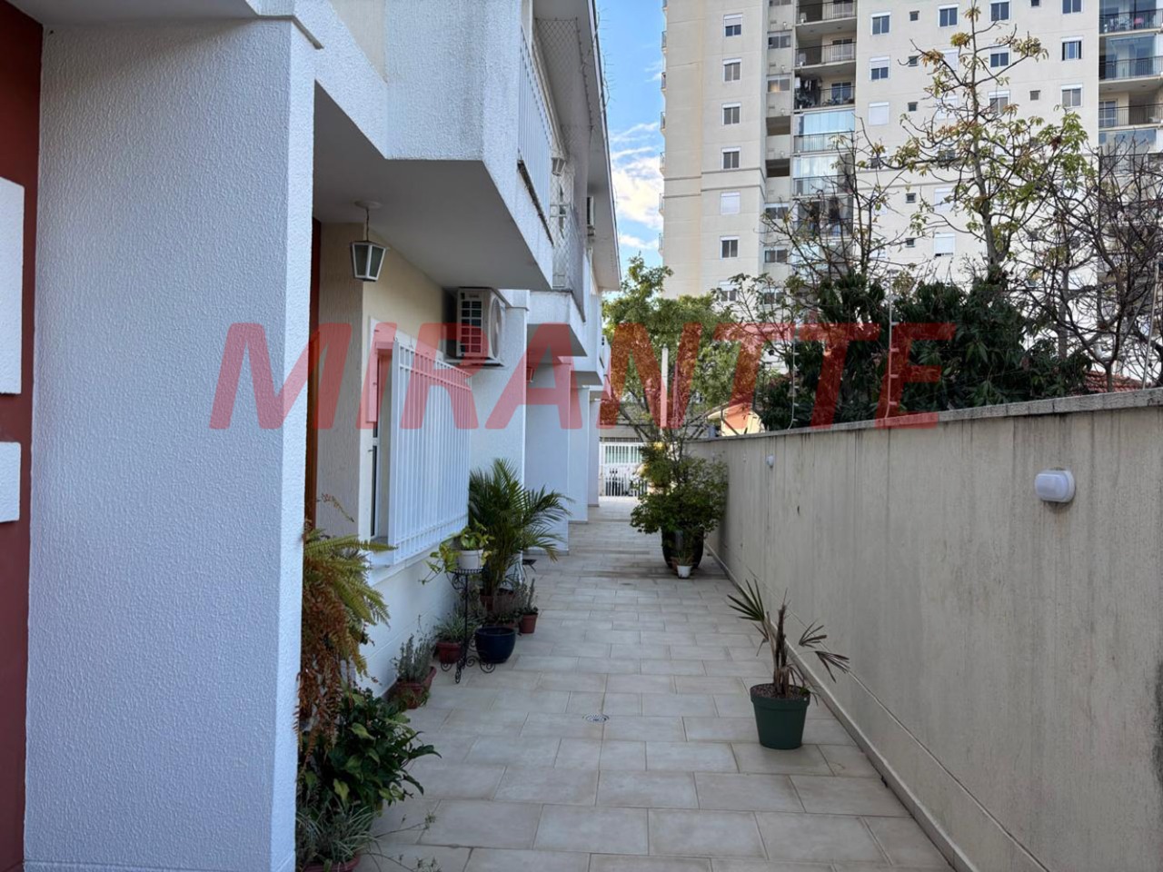 Cond. fechado de 65m² com 2 quartos em Chora Menino