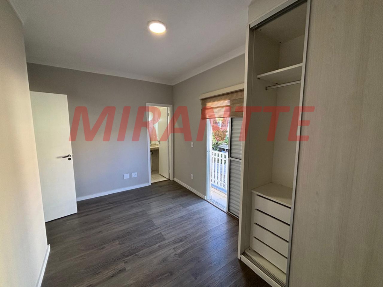 Cond. fechado de 65m² com 2 quartos em Chora Menino