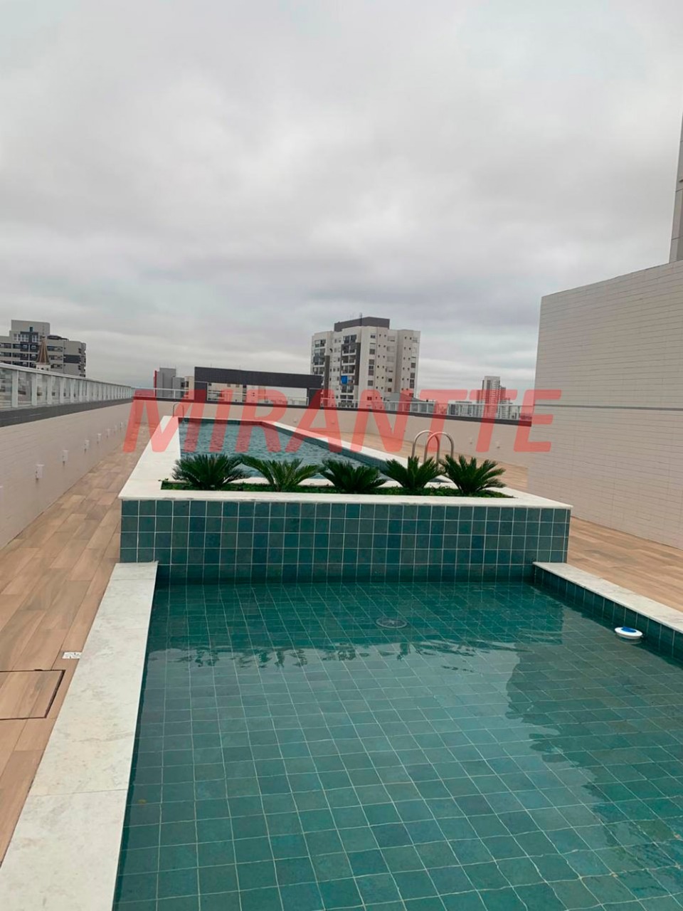 Apartamento de 38m² com 2 quartos em Vila Mazzei