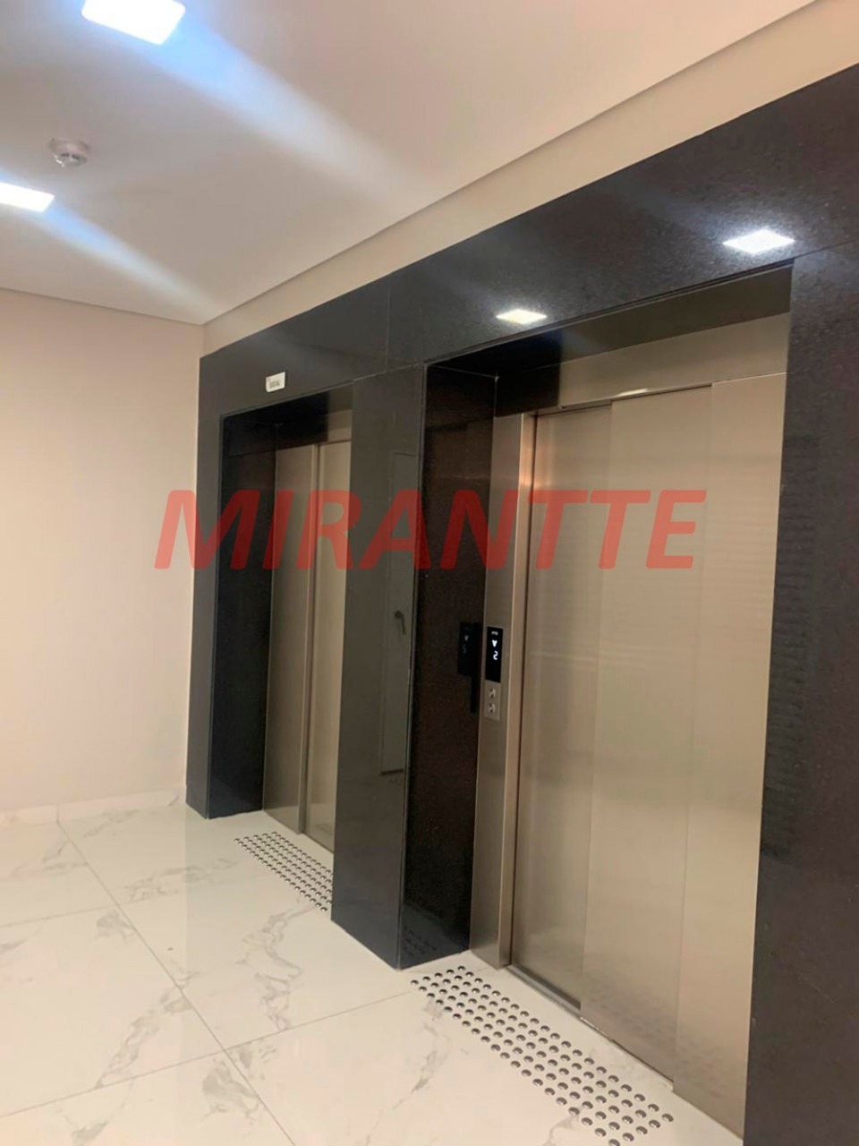 Apartamento de 38m² com 2 quartos em Vila Mazzei