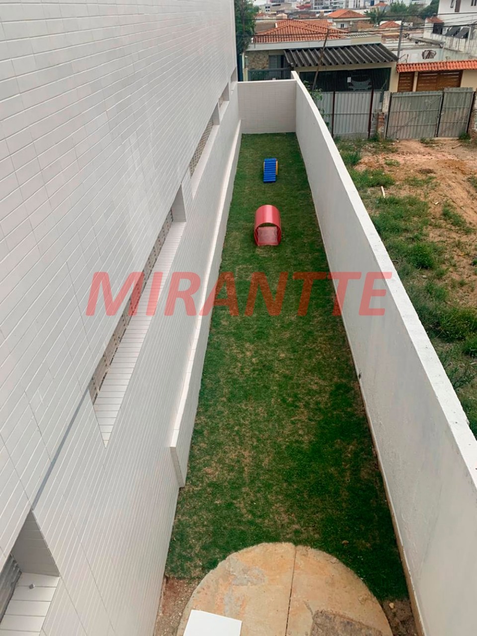 Apartamento de 38m² com 2 quartos em Vila Mazzei