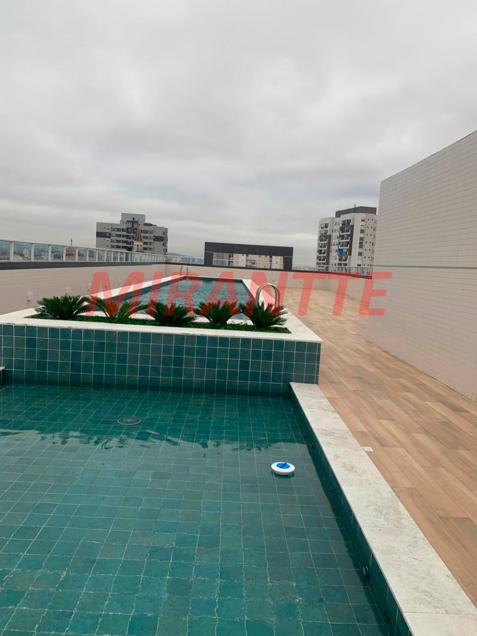 Apartamento de 38m² com 2 quartos em Vila Mazzei