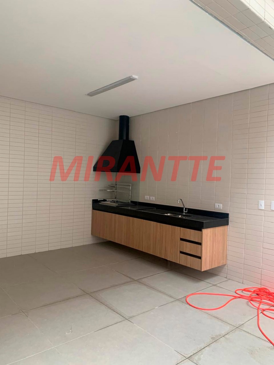 Apartamento de 38m² com 2 quartos em Vila Mazzei