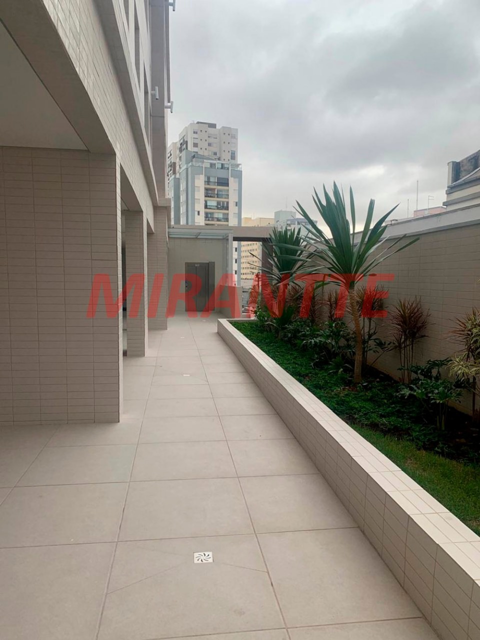Apartamento de 38m² com 2 quartos em Vila Mazzei