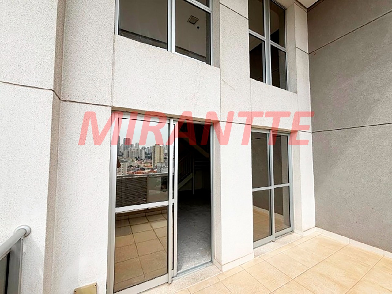 Comercial de 59.72m² em Santana
