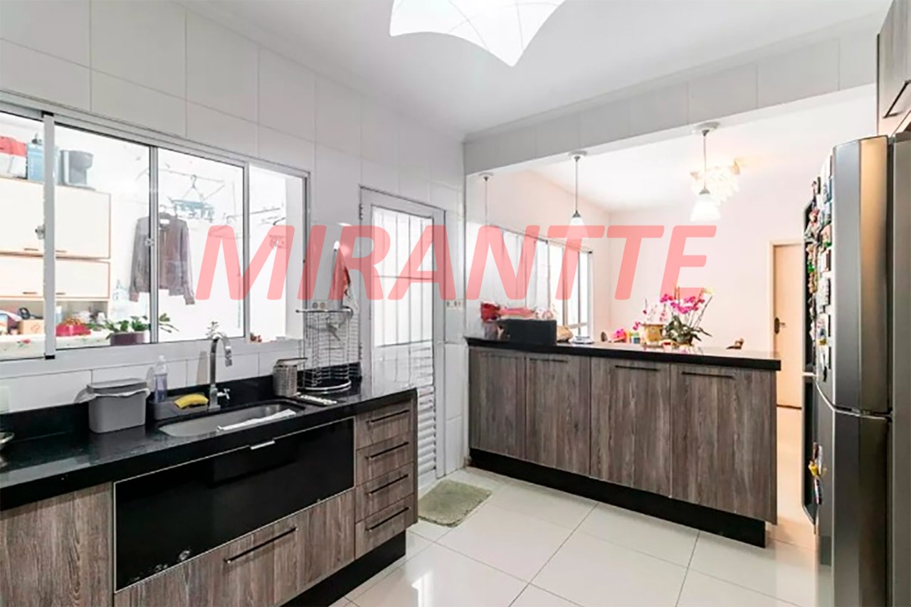 Sobrado de 156m² com 4 quartos em Pompéia