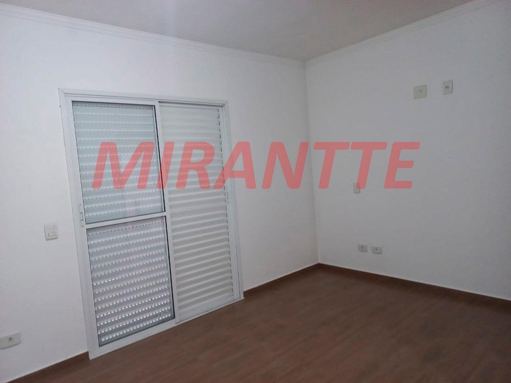 Sobrado de 267m² com 3 quartos em Vila Maria Alta