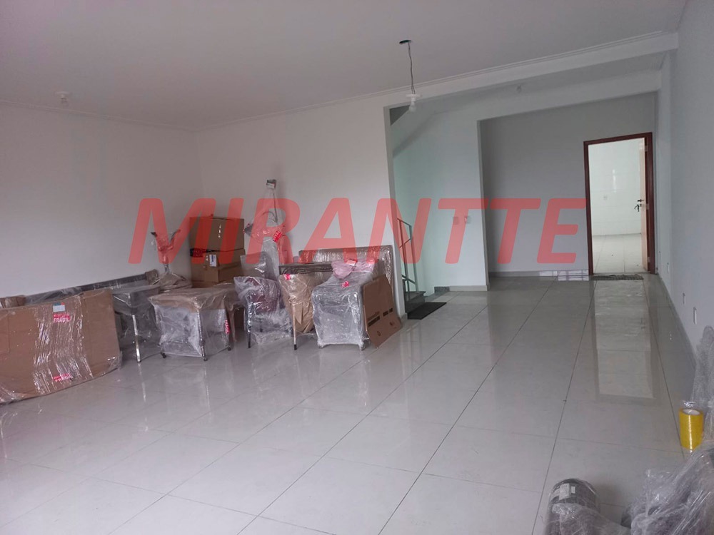 Sobrado de 267m² com 3 quartos em Vila Maria Alta
