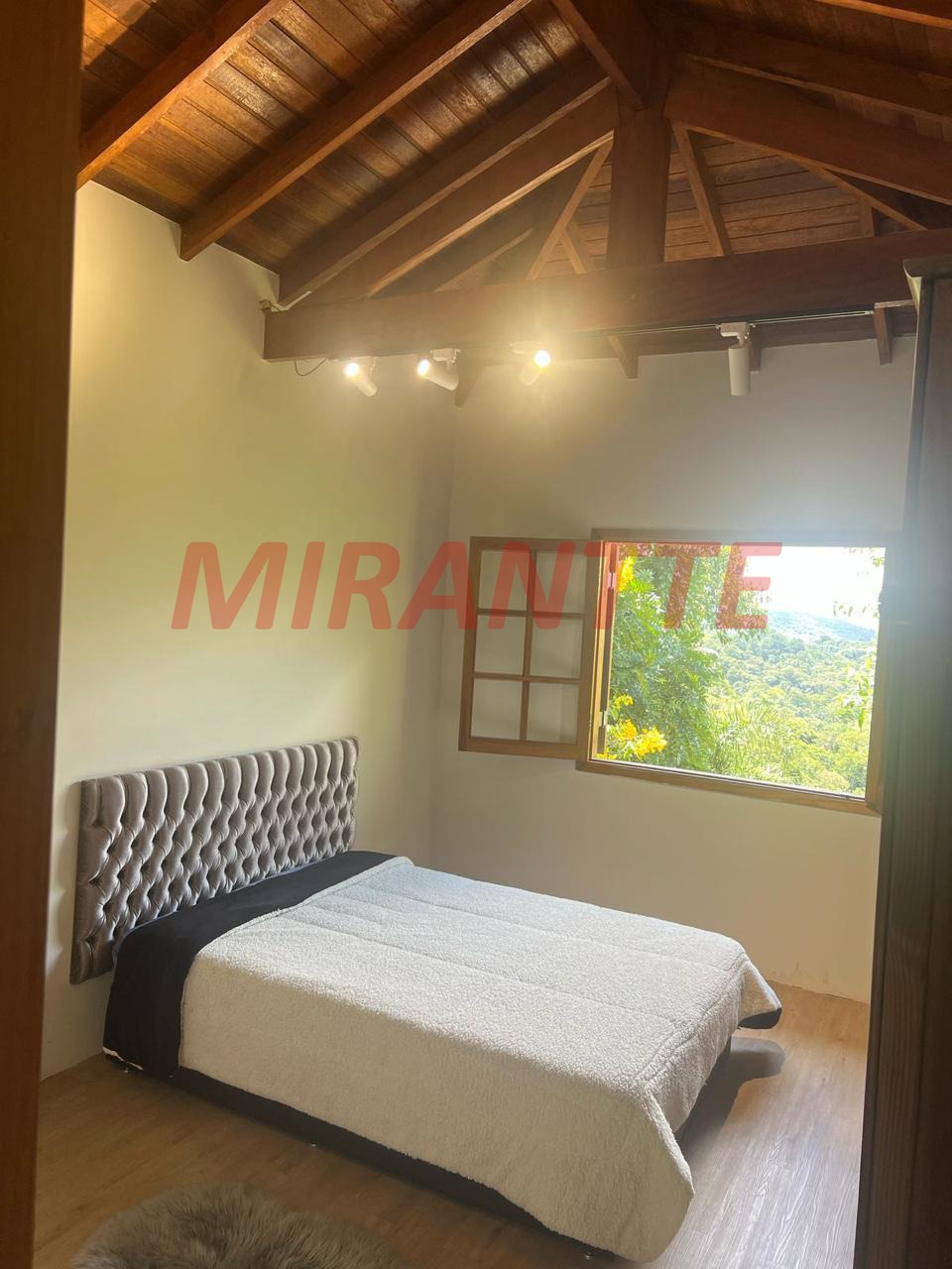 Casa terrea de 450m² com 5 quartos em PARQUE PETROPOLIS