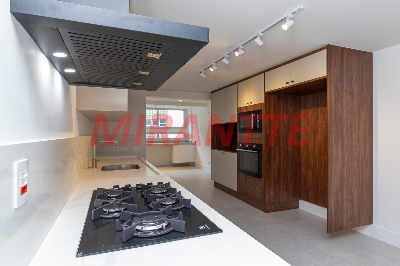 Apartamento de 176m² com 3 quartos em Higienópolis