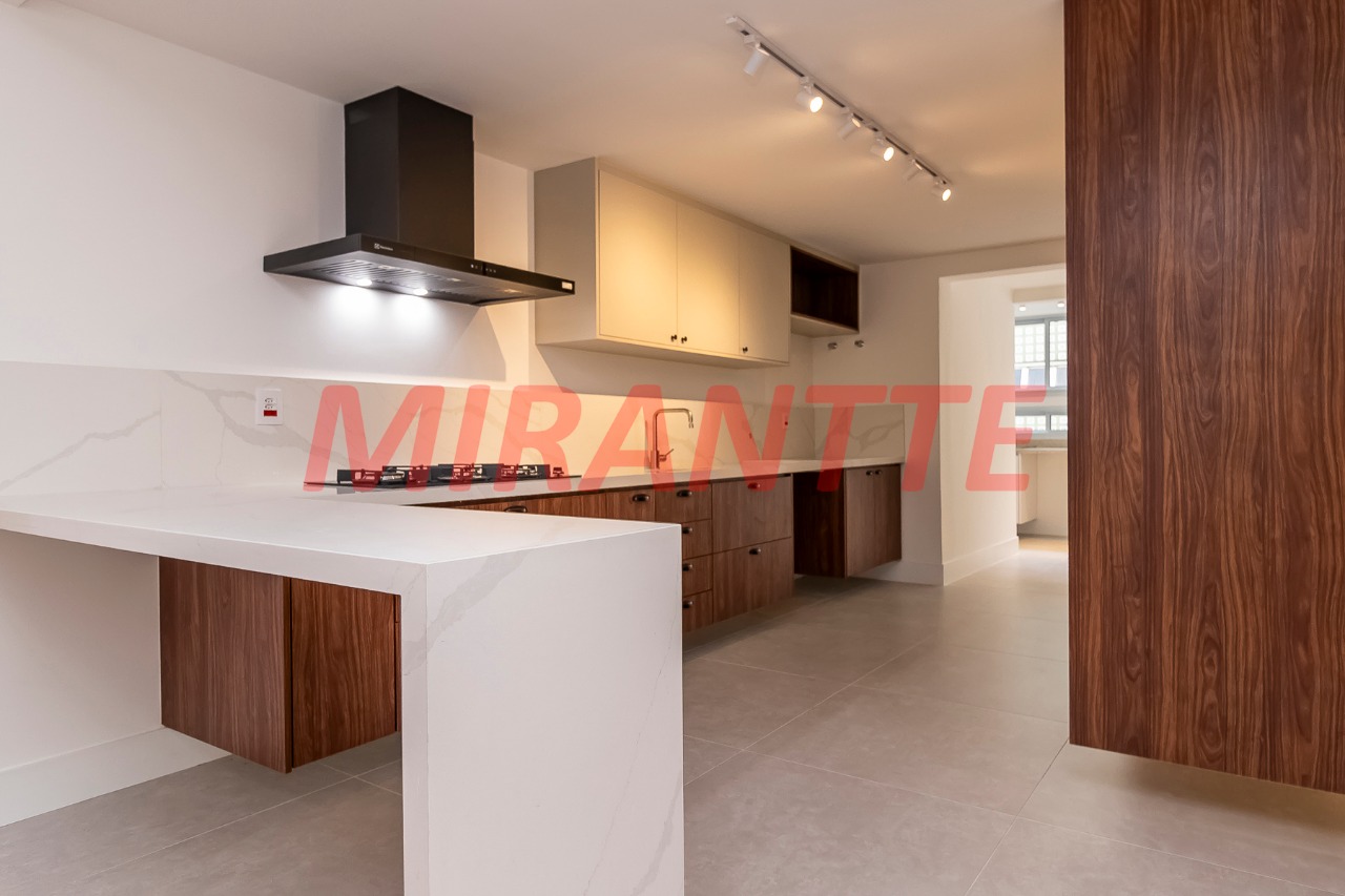Apartamento de 176m² com 3 quartos em Higienópolis