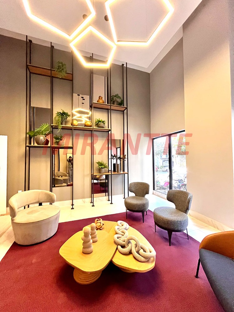 Apartamento de 40m² com 2 quartos em Barra Funda
