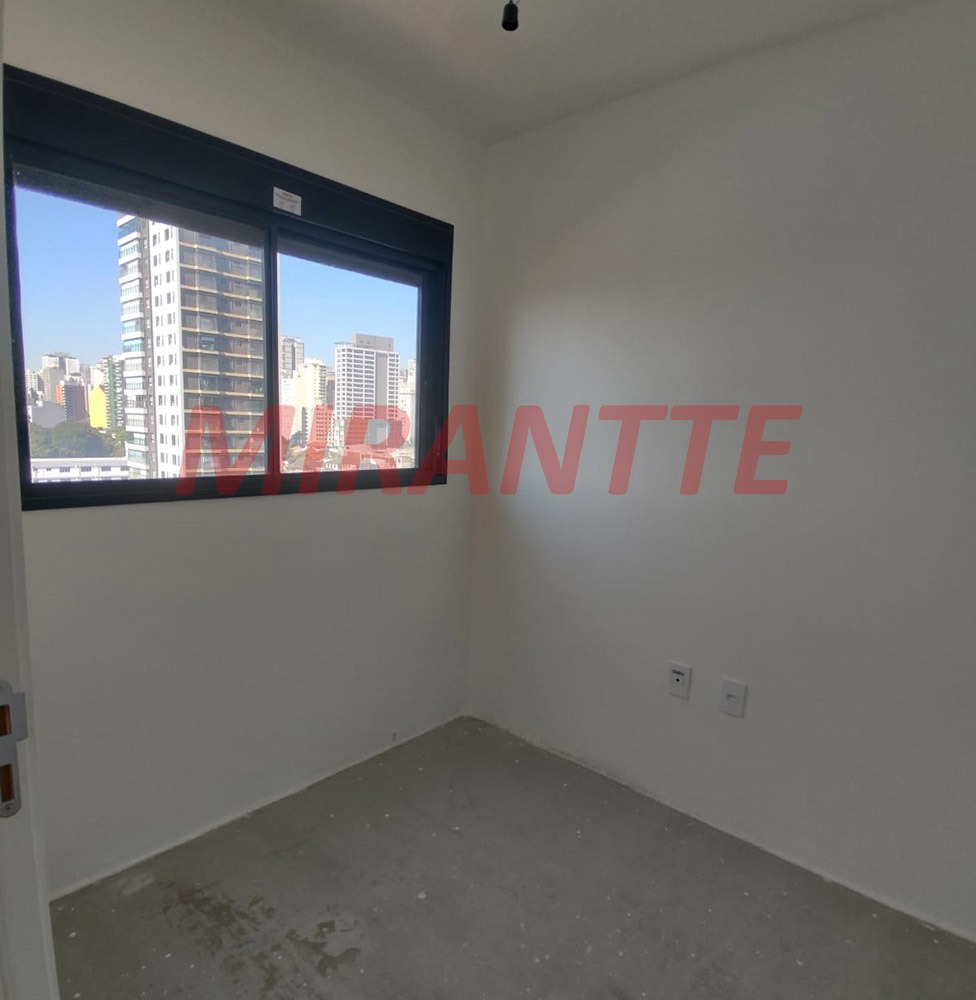 Apartamento de 40m² com 2 quartos em Barra Funda