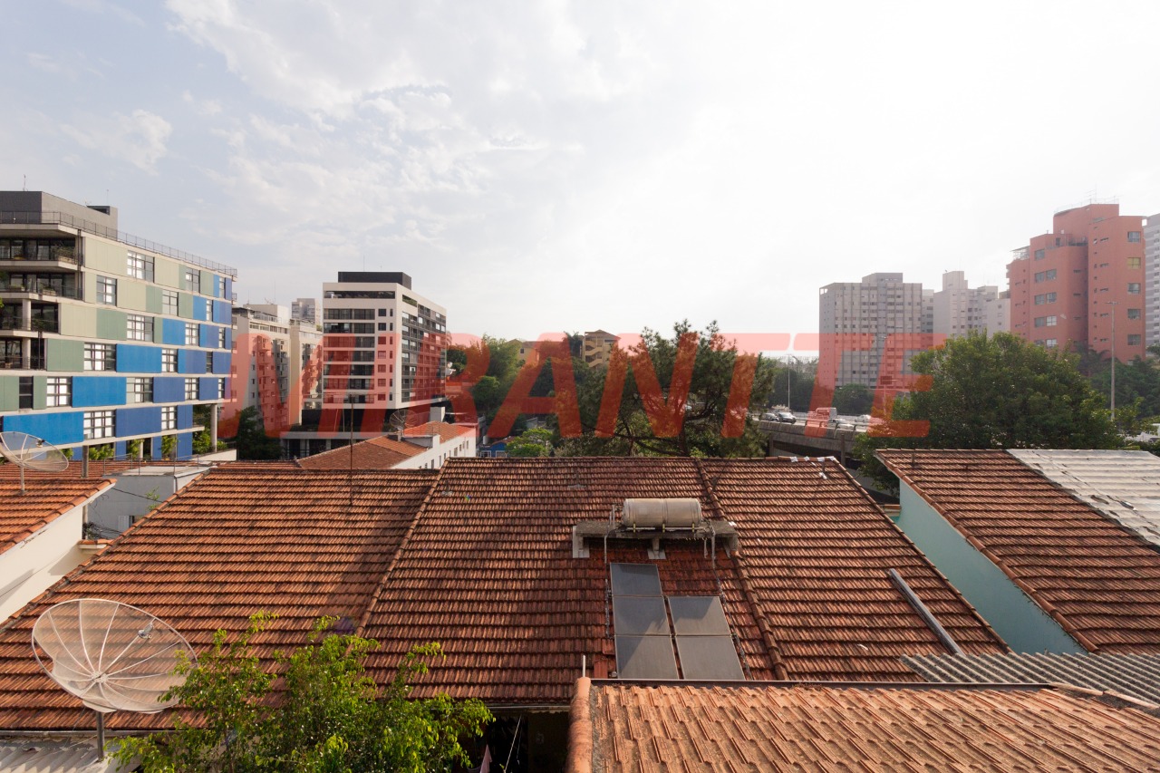 Sobrado de 58m² com 3 quartos em Cerqueira César