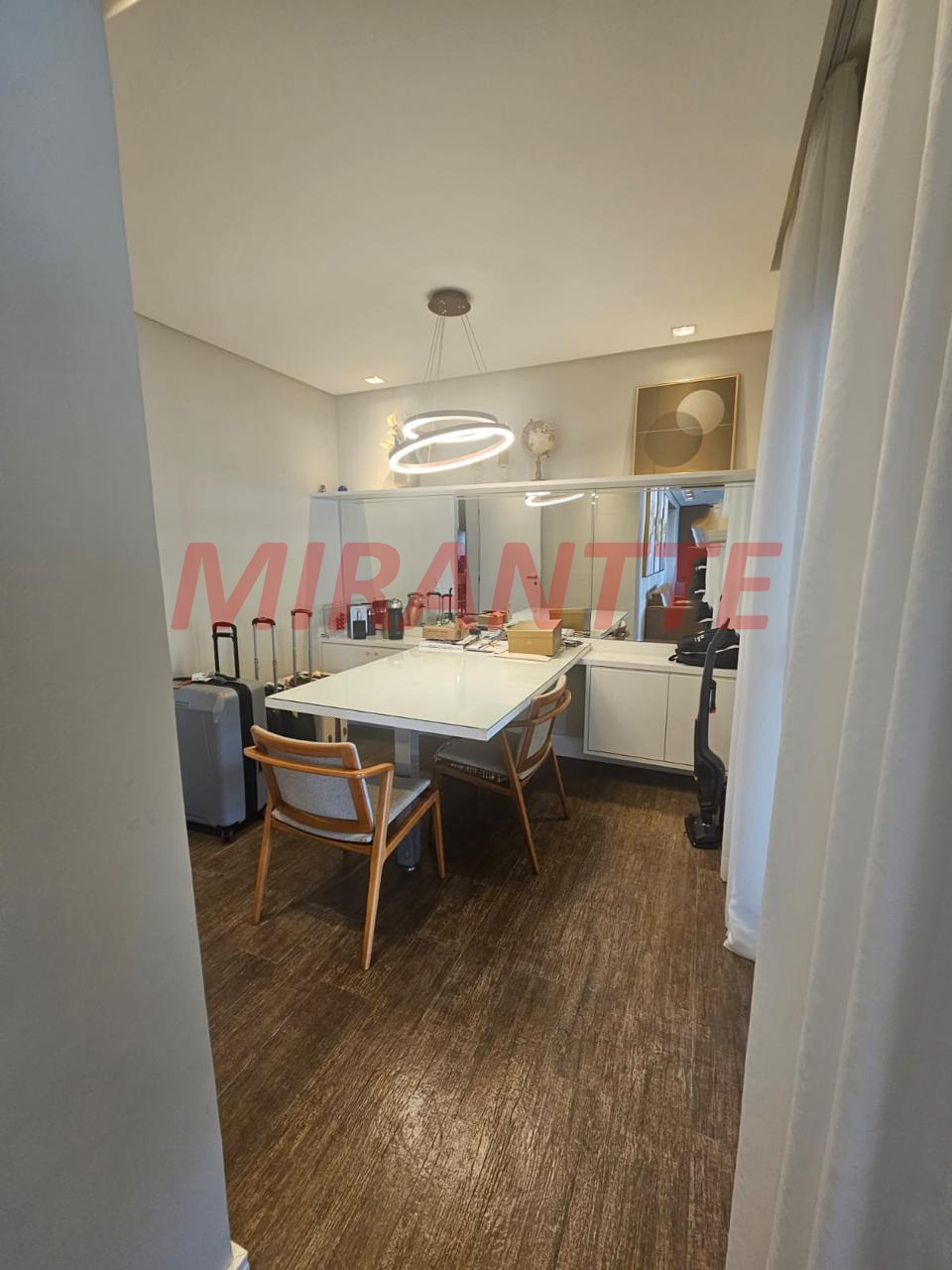 Apartamento de 200m² com 3 quartos em Santa Teresinha