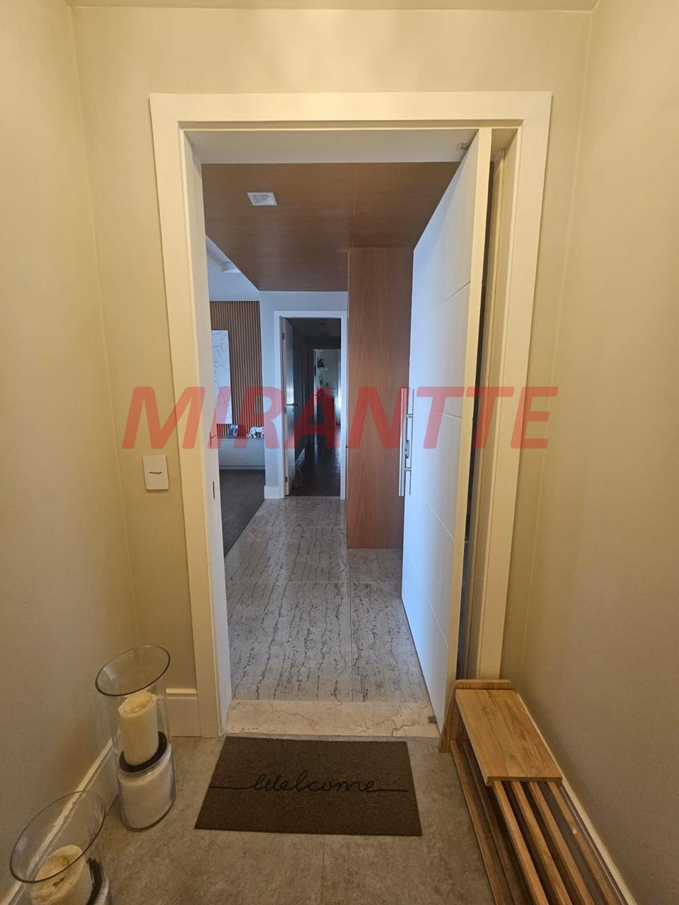 Apartamento de 200m² com 3 quartos em Santa Teresinha