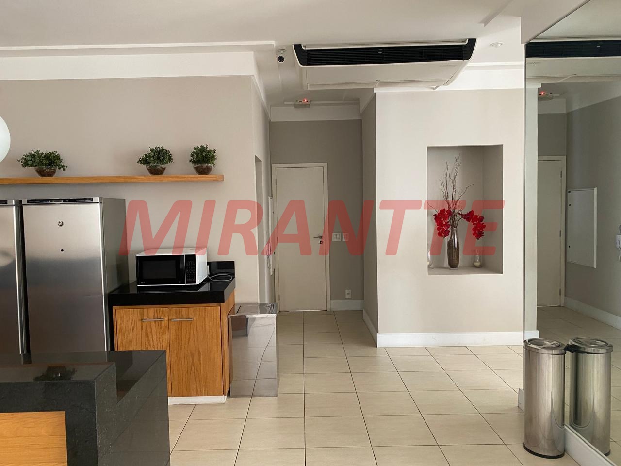 Apartamento de 200m² com 3 quartos em Santa Teresinha