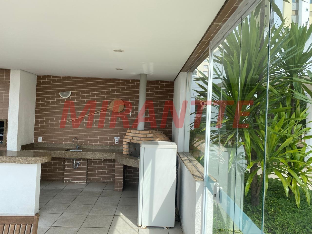 Apartamento de 200m² com 3 quartos em Santa Teresinha