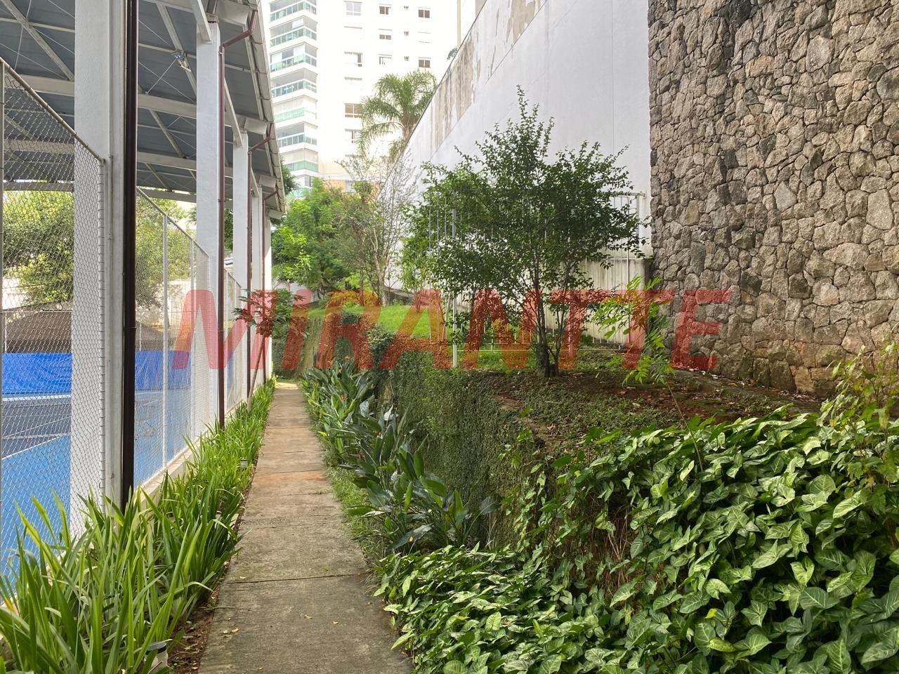 Apartamento de 200m² com 3 quartos em Santa Teresinha