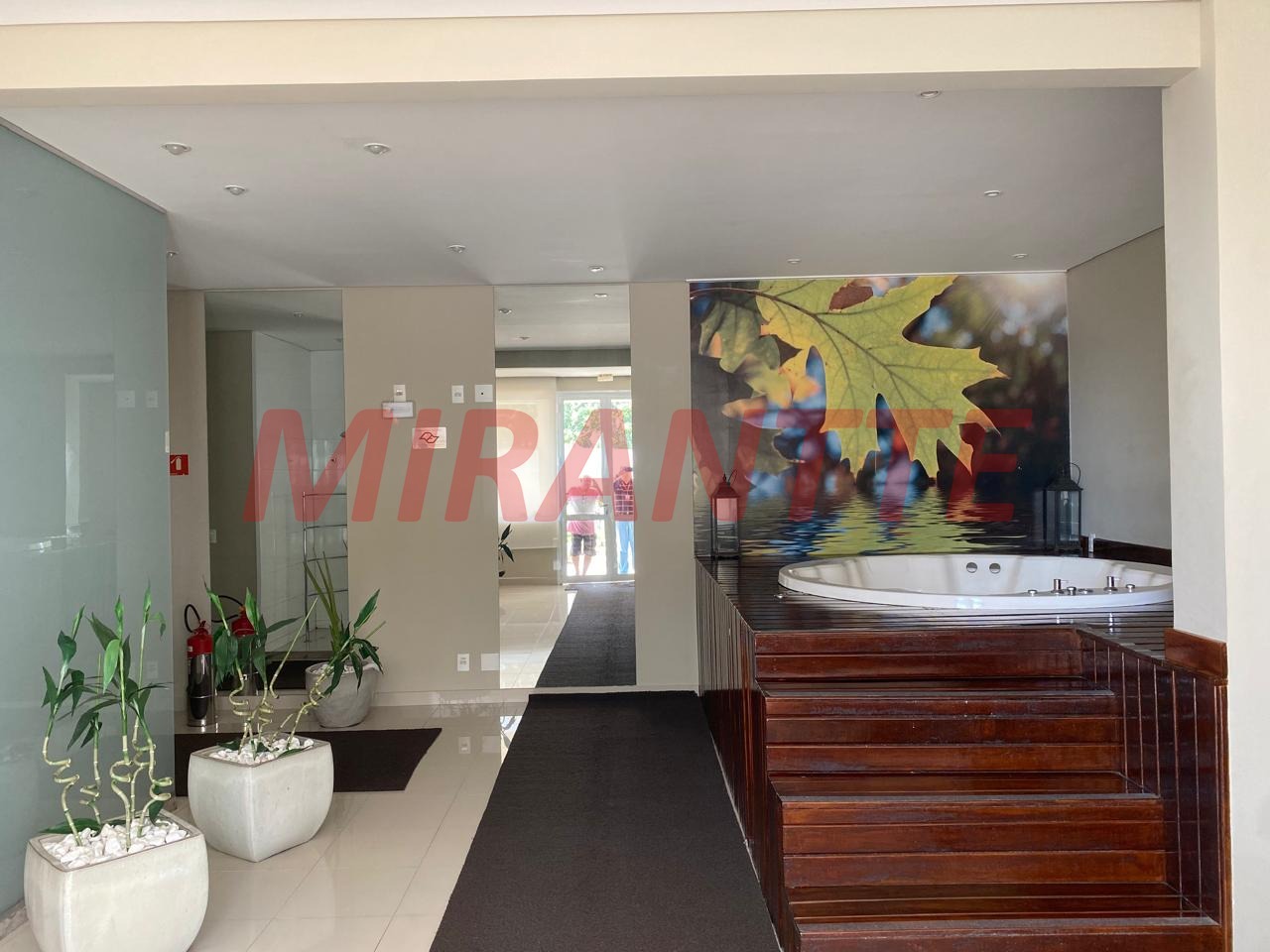 Apartamento de 200m² com 3 quartos em Santa Teresinha
