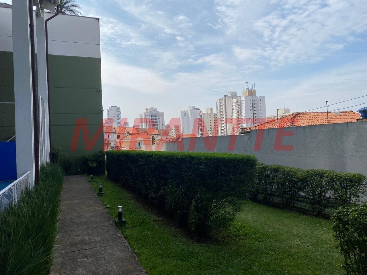 Apartamento de 200m² com 3 quartos em Santa Teresinha