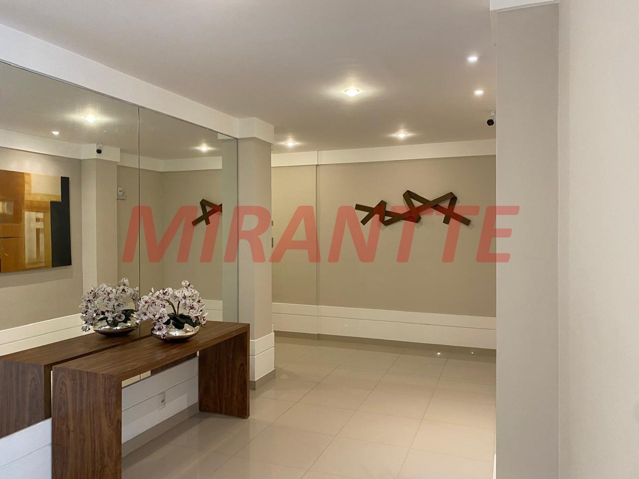 Apartamento de 200m² com 3 quartos em Santa Teresinha