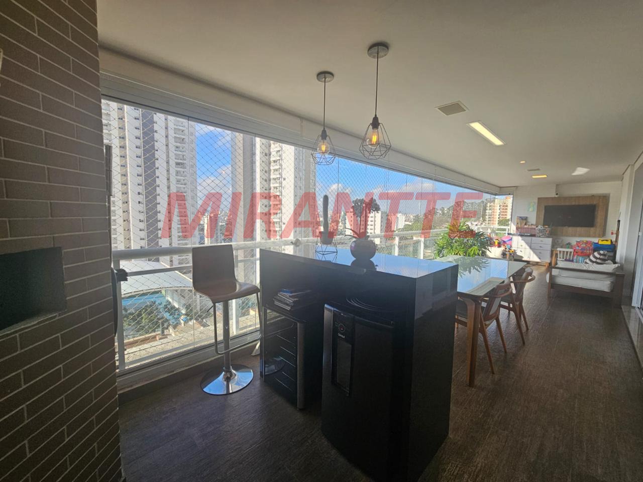 Apartamento de 200m² com 3 quartos em Santa Teresinha