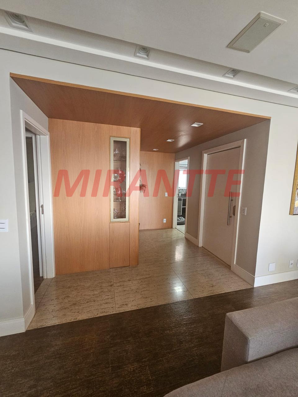 Apartamento de 200m² com 3 quartos em Santa Teresinha