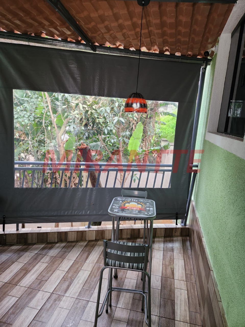 Apartamento de 50m² com 2 quartos em Água Chata