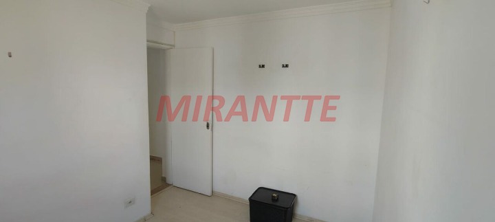 Apartamento de 50m² com 2 quartos em Água Chata