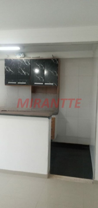 Apartamento de 50m² com 2 quartos em Água Chata