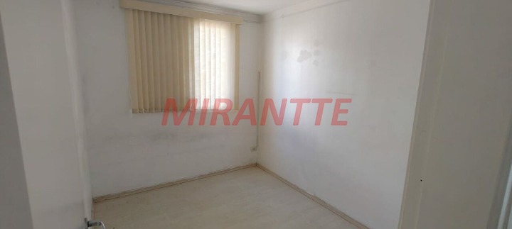 Apartamento de 50m² com 2 quartos em Água Chata