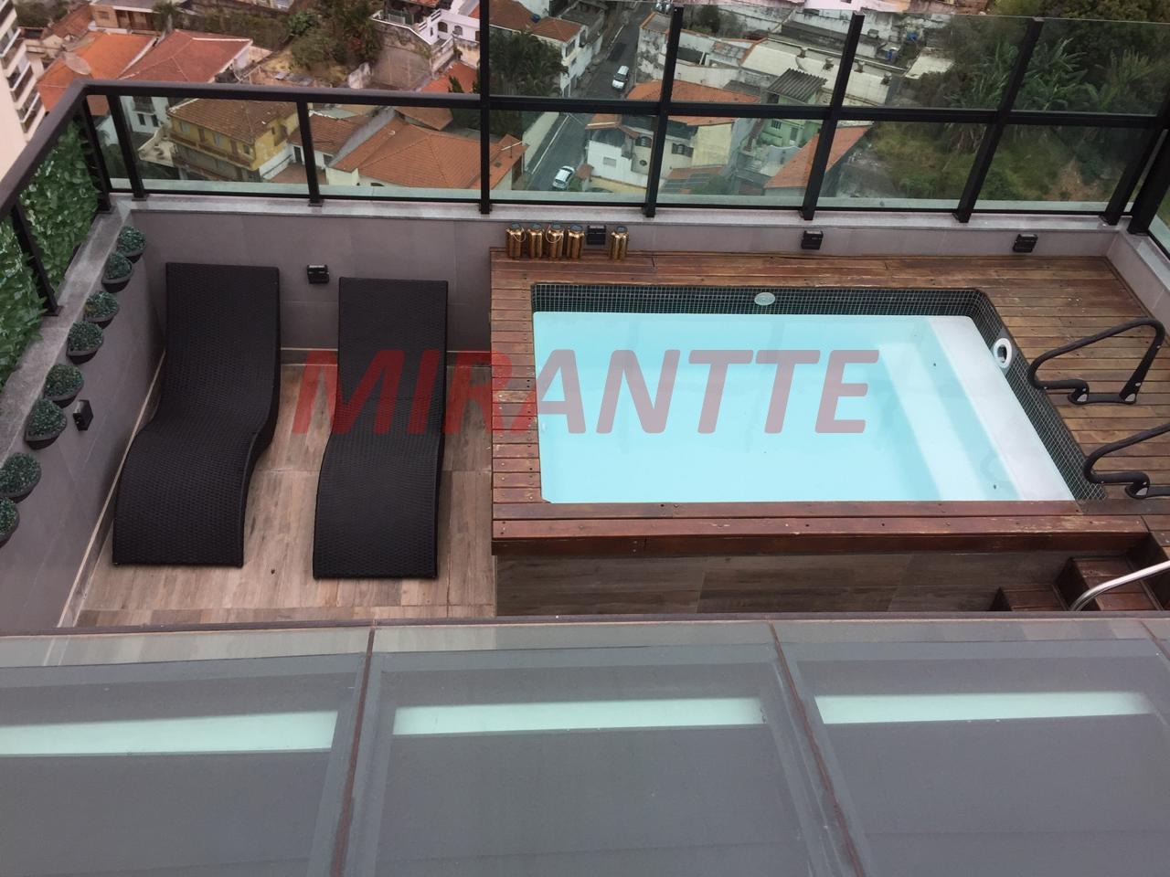 Cobertura de 220m² com 3 quartos em Santa Teresinha