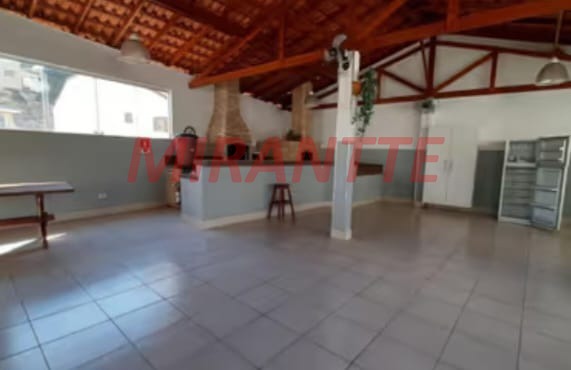 Cobertura de 220m² com 3 quartos em Santa Teresinha