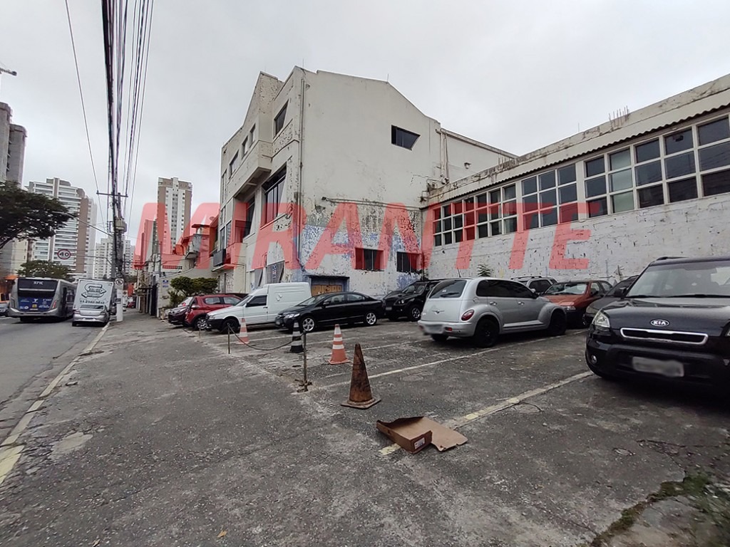 Comercial de 1675m² em Imirim