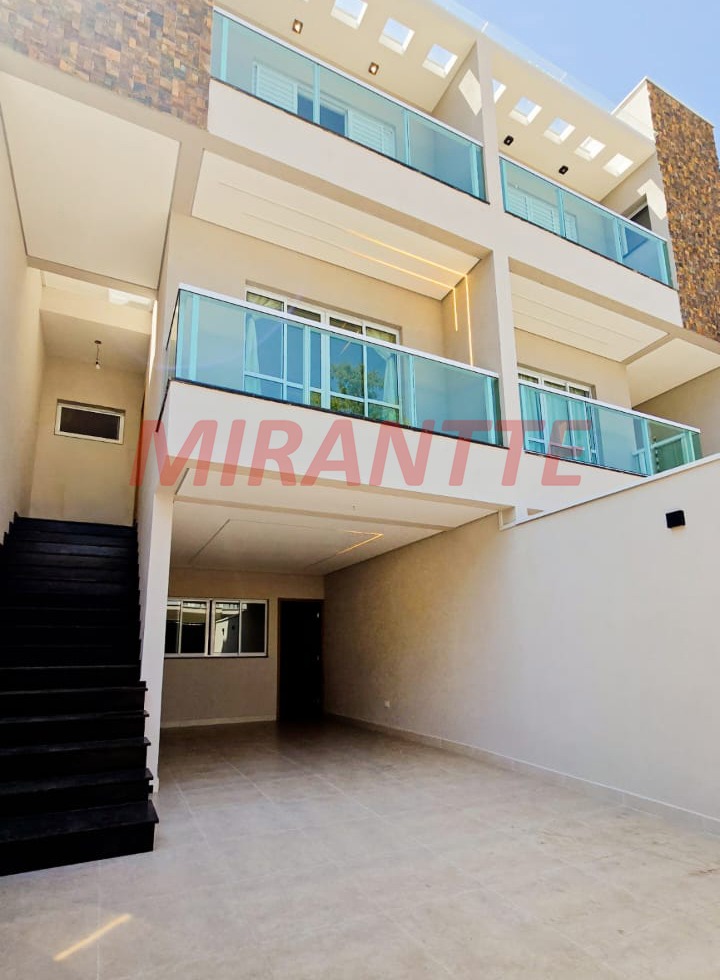 Sobrado de 150m² com 4 quartos em Vila Augusta