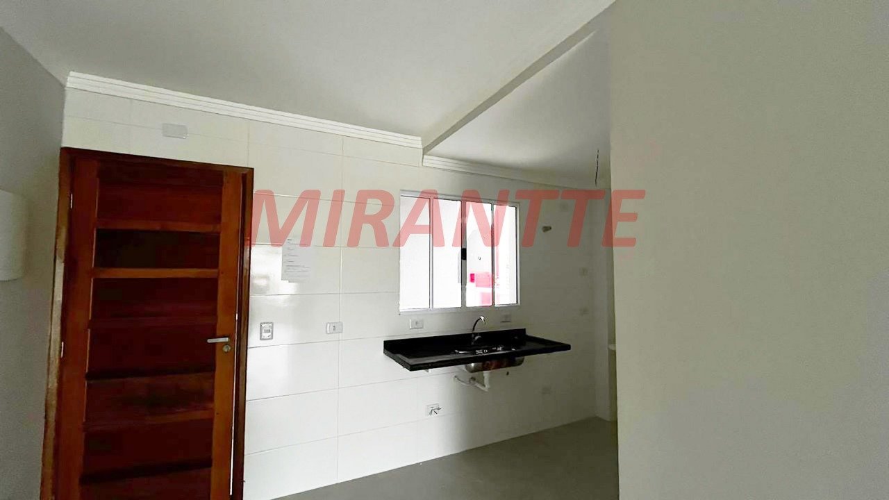 Apartamento de 49.22m² com 2 quartos em Água Fria