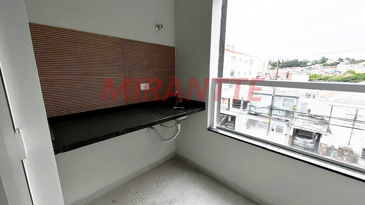 Apartamento de 49.22m² com 2 quartos em Água Fria