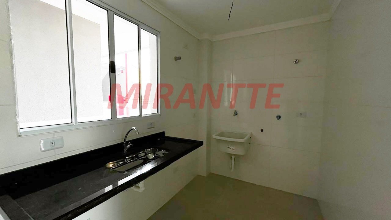 Apartamento de 49.22m² com 2 quartos em Água Fria