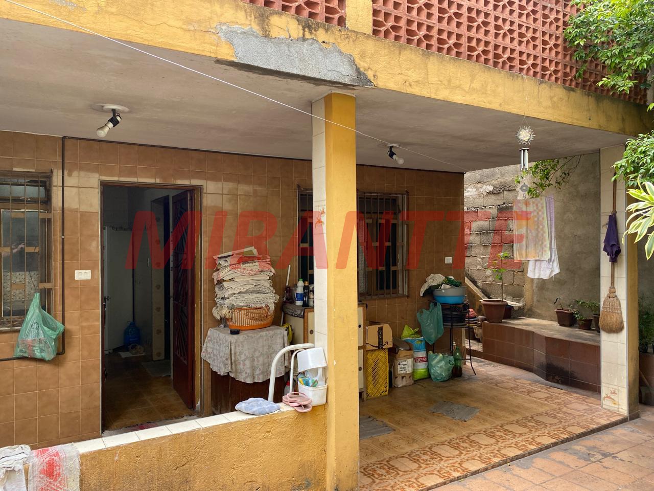 Sobrado de 190m² com 3 quartos em Vila Iorio